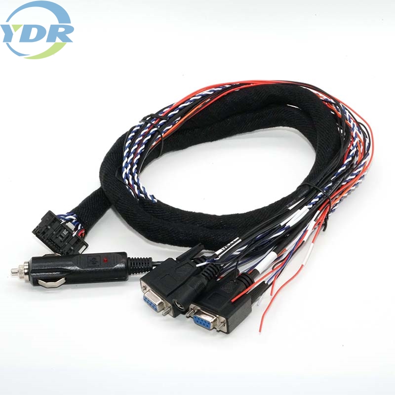 Molex 34959-0340 DB9 Automotive -johtosarjaan